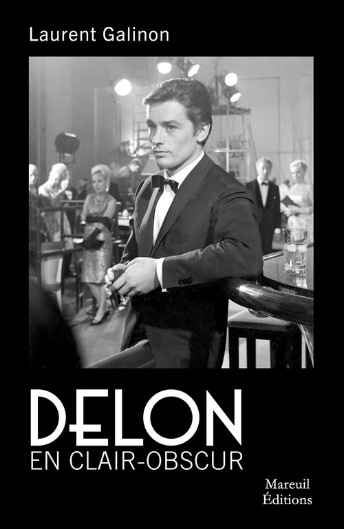 ebook cover of Delon en clair-obscur, by Laurent Galinon