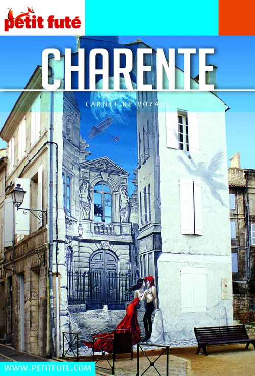 ebook cover of CHARENTE 2021/2022 Carnet Petit Futé, by Collectif petit futé