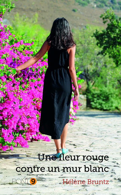 Couverture ebook de Une fleur rouge sur un mur blanc, de Hélène Bruntz