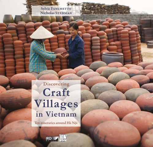 Couverture ebook de Discovering Craft Villages in Vietnam, de Sylvie Fanchette, Nicholas Stedman