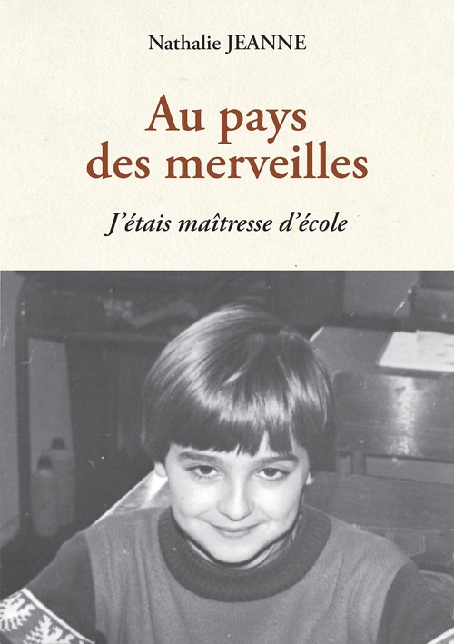 Couverture ebook de Au pays des merveilles, de Nathalie Jeanne