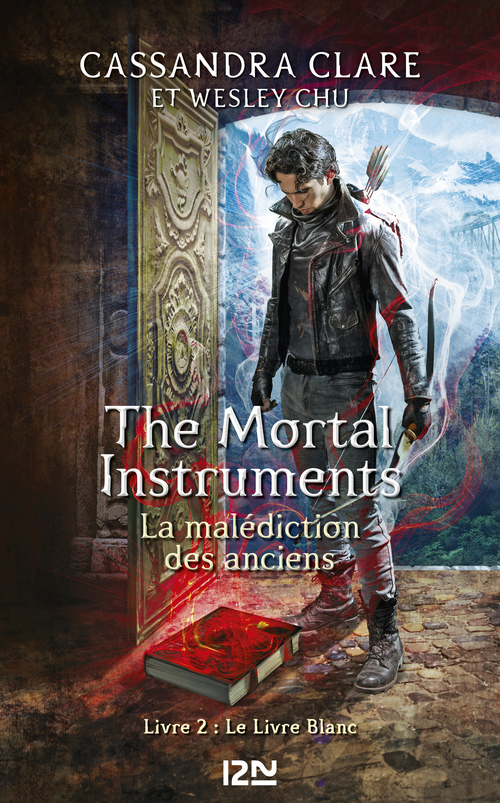 ebook cover of The Mortal Instruments - La malédiction des anciens - tome 2 Le Livre Blanc, by Wesley j. Chun, Cassandra Clare
