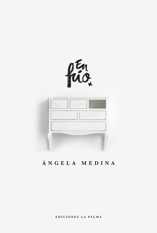 ebook cover of En frío, by Angela Medina