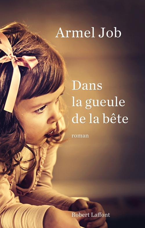 Couverture ebook de Dans la gueule de la bête, de Armel Job