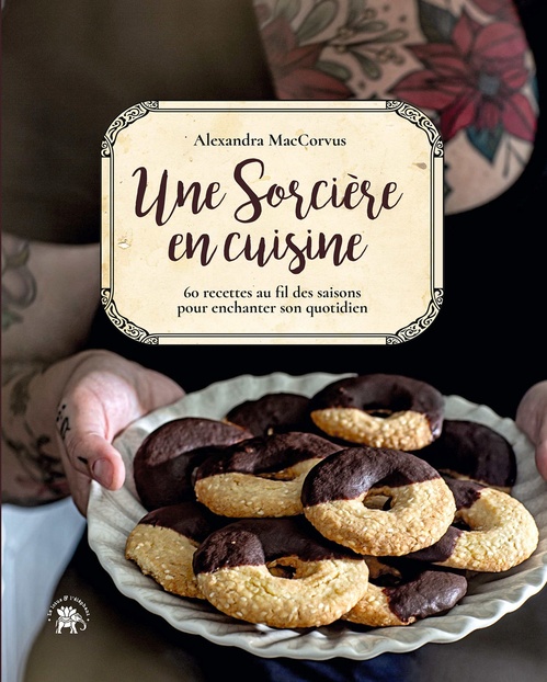 ebook cover of Une sorcière en cuisine, by Alexandra MacCorvus
