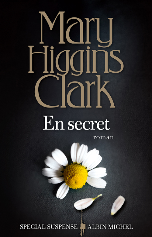 Couverture ebook de En secret, de Mary Higgins Clark
