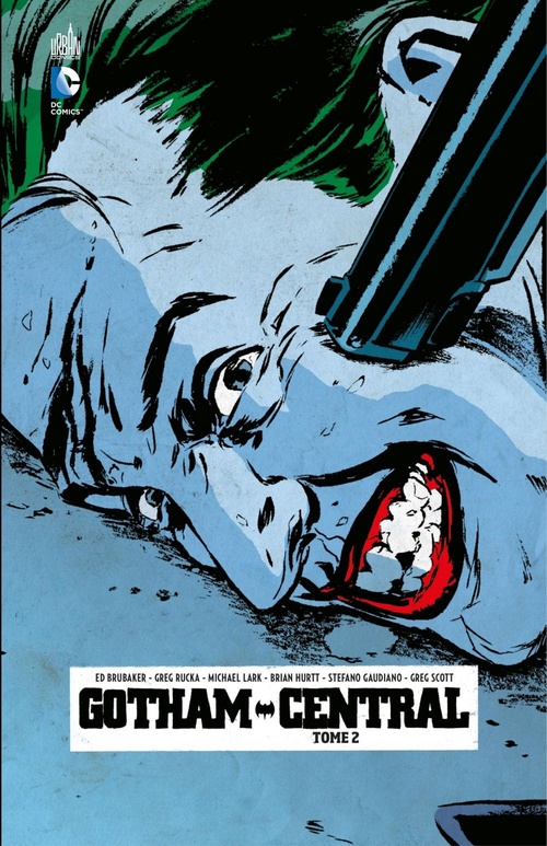ebook cover of Gotham Central - Tome 2, by Greg Rucka, Ed Brubaker, Michael Lark