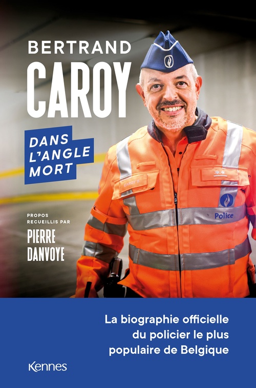 ebook cover of Dans l'angle mort, by Bertrand Caroy, Pierre Danvoye