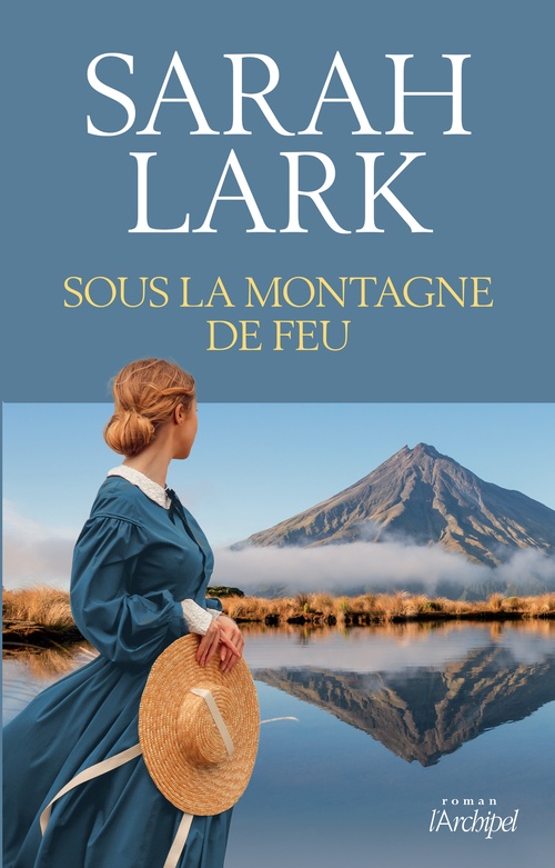 ebook cover of Sous la montagne de feu, by Sarah Lark