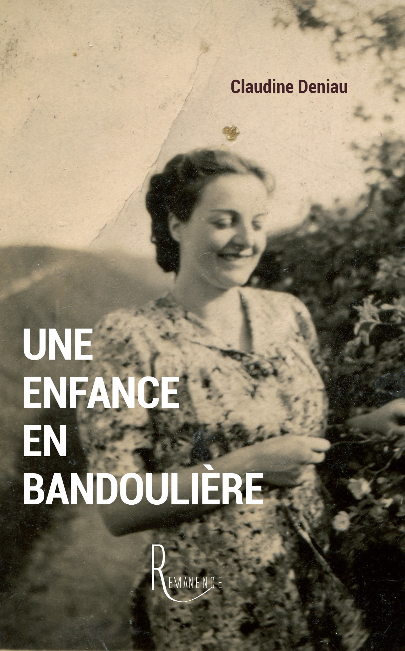 Couverture ebook de Une enfance en bandoulière, de Claudine Deniau