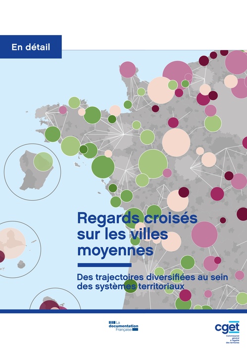 ebook cover of Regards croisés sur les villes moyennes, by Commissariat General