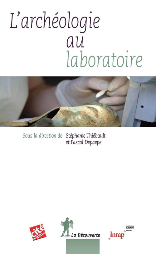 ebook cover of L'archéologie au laboratoire, by Stéphanie Thiebault